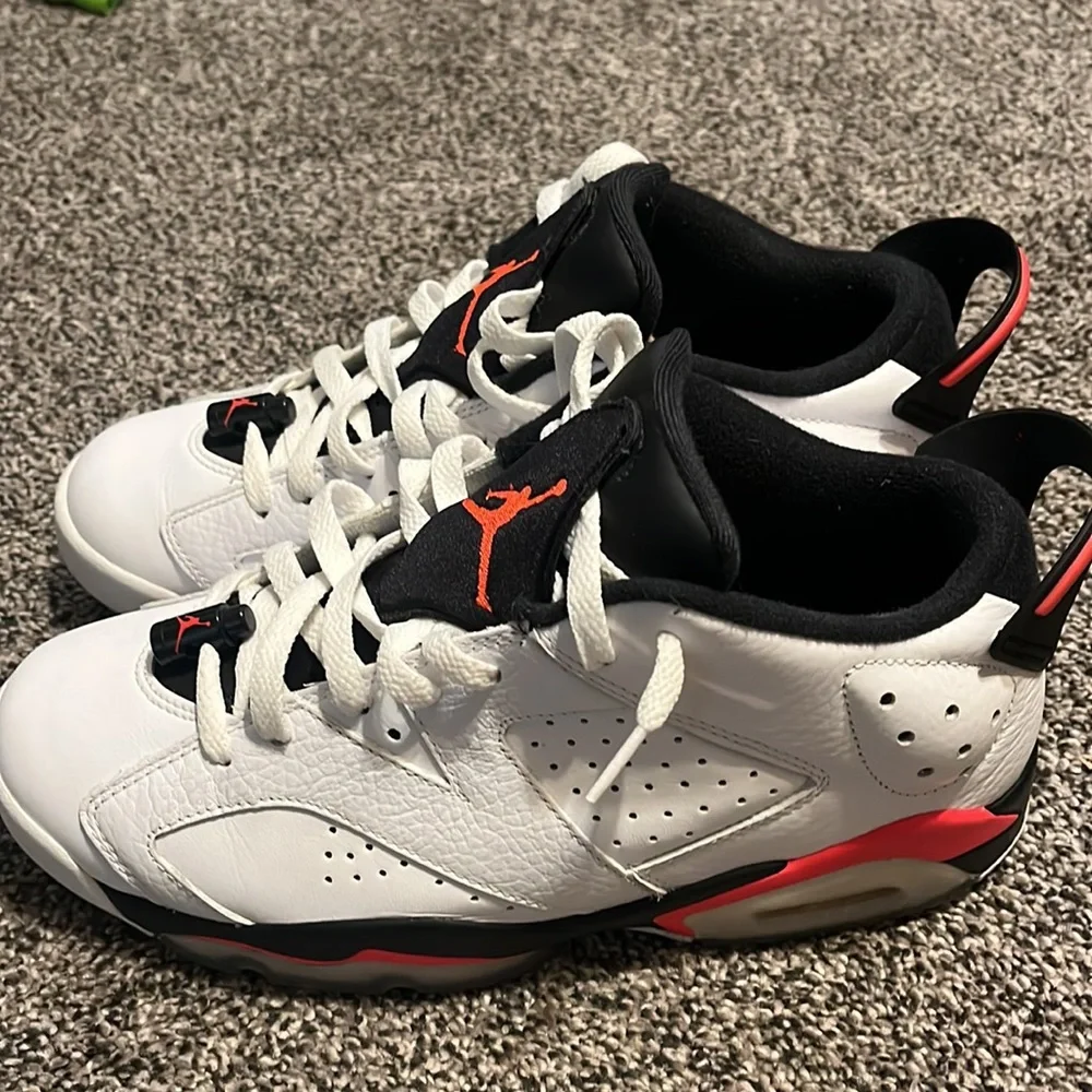 Air Jordan 6 Retro Low "Infrared 23 size 8 - Picture 2 of 6